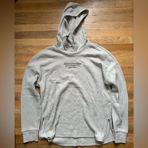 Abercrombie & Fitch Sweater